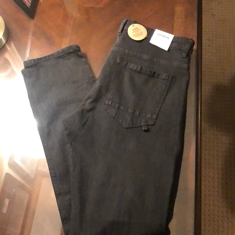 COTTON:ON SIZE 34/ BLACK JEANS